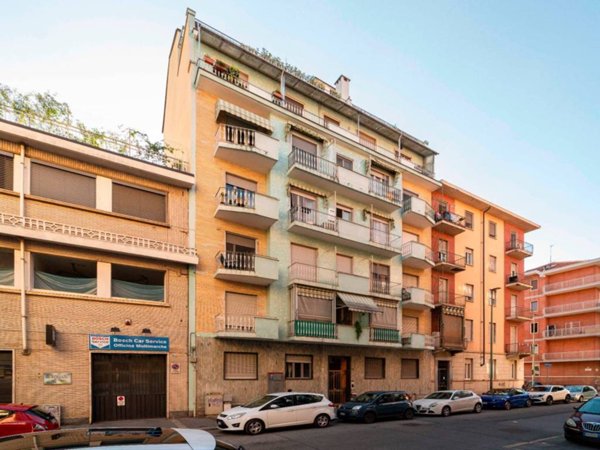 appartamento in vendita a Torino in zona Parella