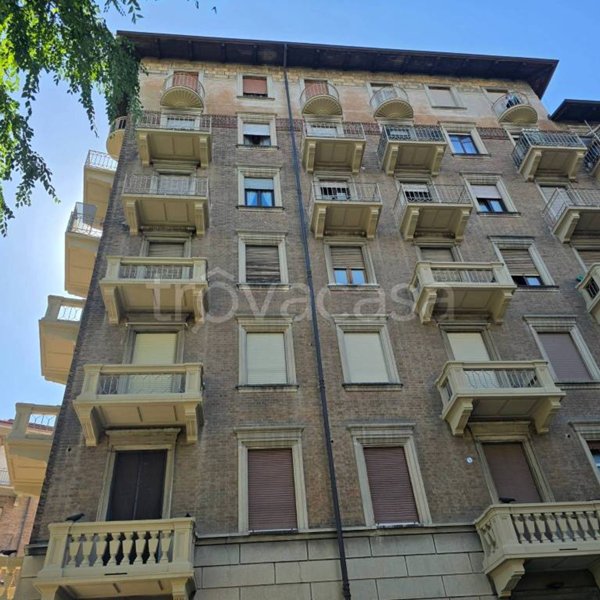 appartamento in vendita a Torino in zona Cenisia