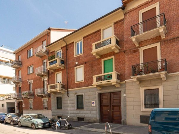 appartamento in vendita a Torino in zona Parella