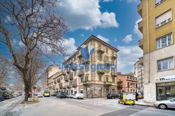 appartamento in vendita a Torino in zona Aurora