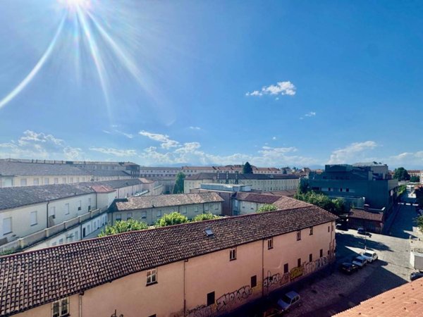 appartamento in vendita a Torino in zona Aurora