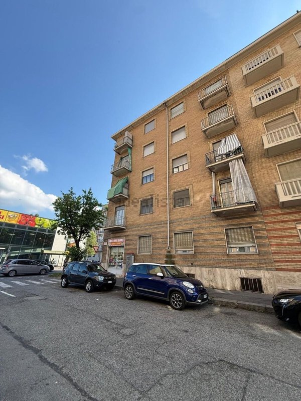 appartamento in vendita a Torino in zona Regio Parco