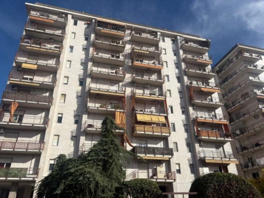 appartamento in vendita a Torino in zona Parella