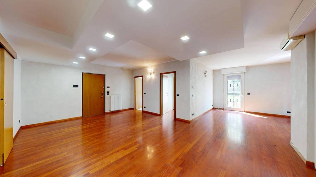 appartamento in vendita a Torino in zona Santa Rita