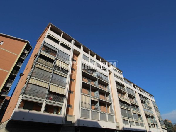appartamento in vendita a Torino in zona Mirafiori Nord
