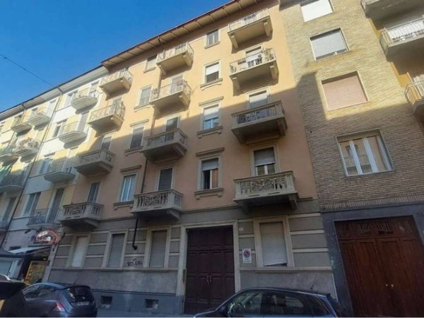 appartamento in vendita a Torino in zona Parella
