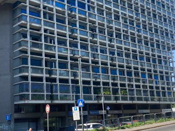 negozio in vendita a Torino in zona San Salvario