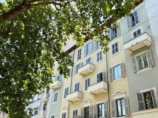 appartamento in vendita a Torino in zona Cit Turin