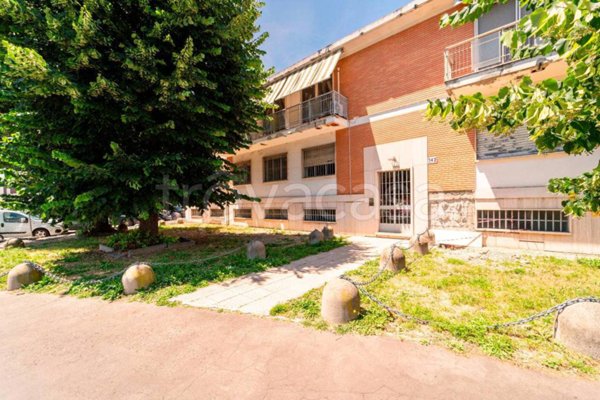 appartamento in vendita a Torino in zona Regio Parco