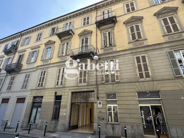 appartamento in vendita a Torino in zona Centro Storico