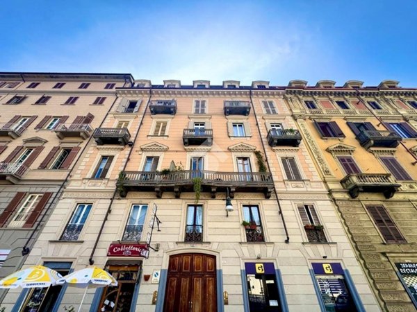 appartamento in vendita a Torino in zona San Salvario