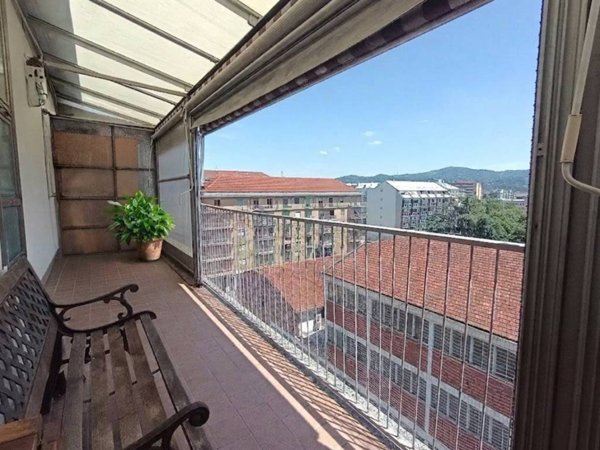 appartamento in vendita a Torino in zona Lingotto