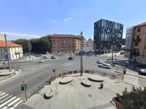 appartamento in vendita a Torino in zona Aurora