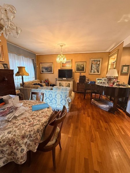 appartamento in vendita a Torino in zona Parella