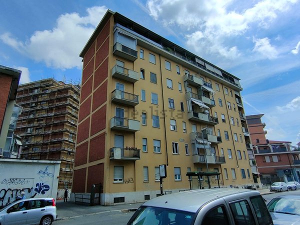 appartamento in vendita a Torino in zona Lucento