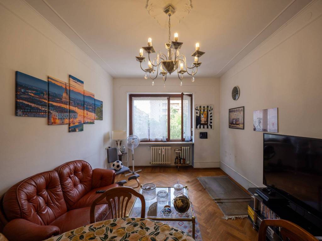 appartamento in vendita a Torino in zona Campidoglio