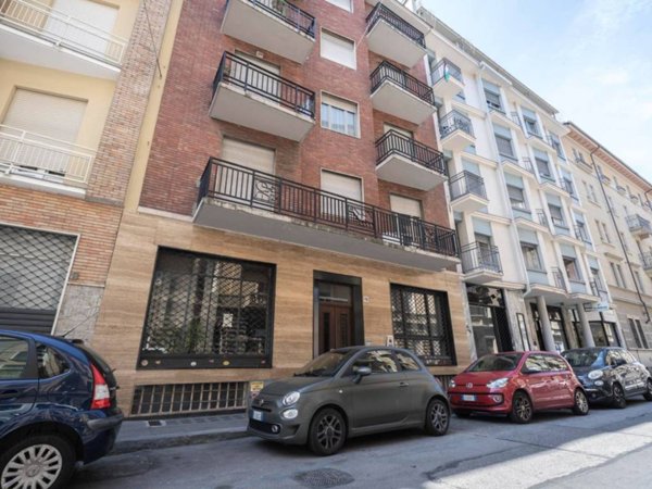 ufficio in vendita a Torino in zona Vanchiglia