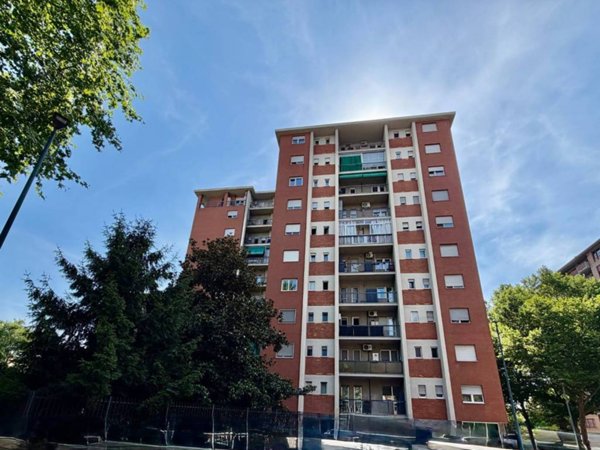 appartamento in vendita a Torino in zona Mirafiori Nord