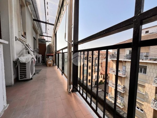 appartamento in vendita a Torino in zona Borgata Vittoria