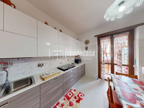 appartamento in vendita a Torino in zona Rebaudengo