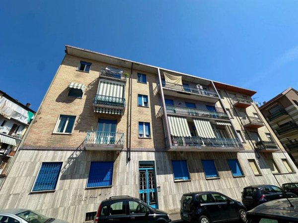 appartamento in vendita a Torino in zona Cenisia
