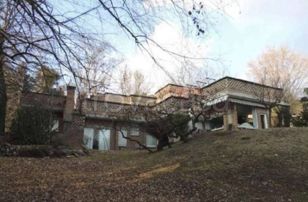 casa indipendente in vendita a Torino in zona Sassi