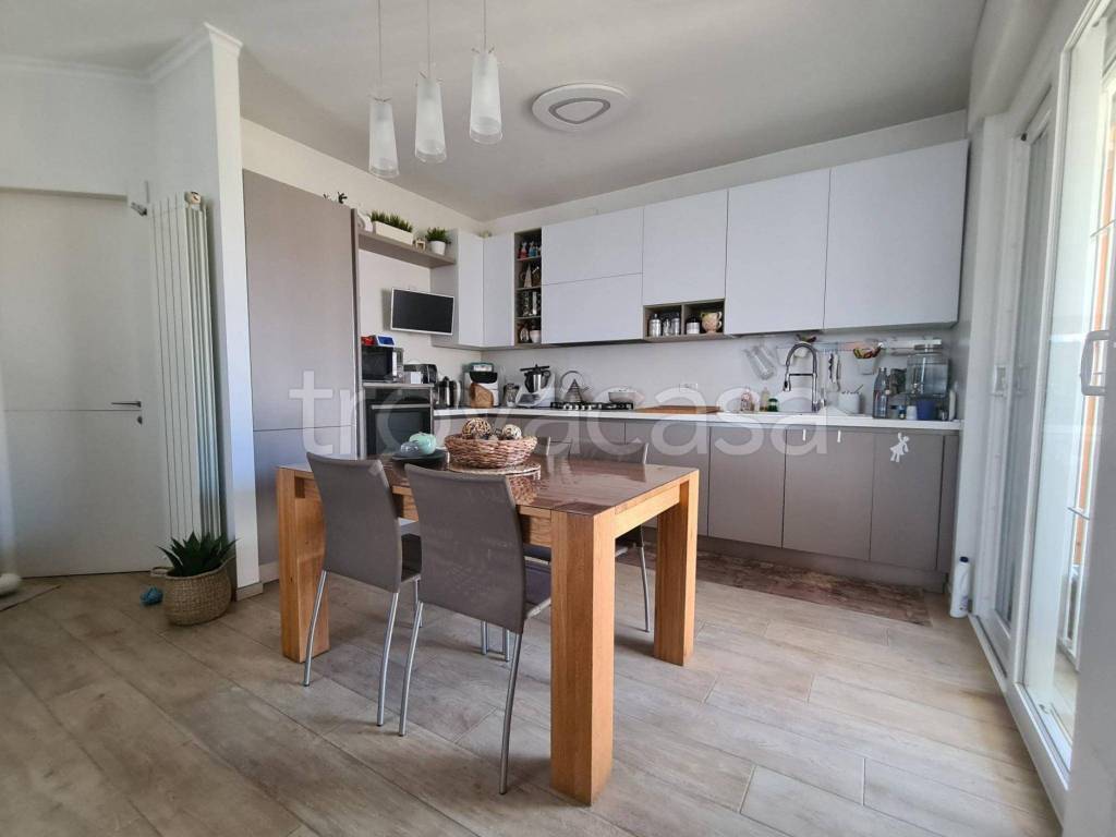 casa indipendente in vendita a Torino in zona Lucento