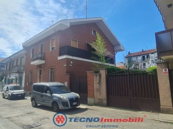 casa indipendente in vendita a Torino in zona Lucento