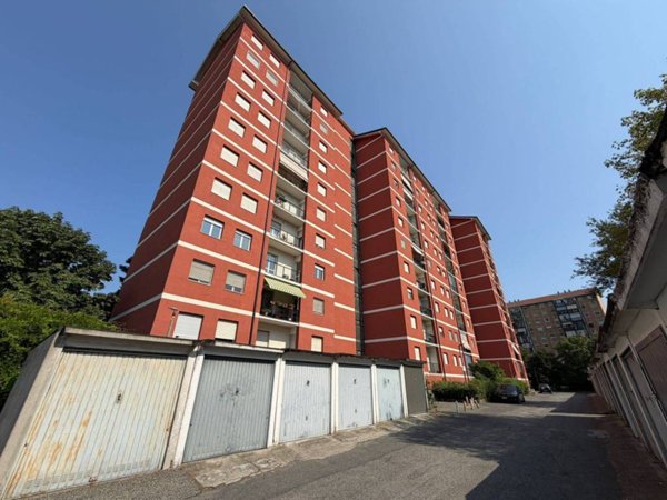 appartamento in vendita a Torino in zona Mirafiori Sud