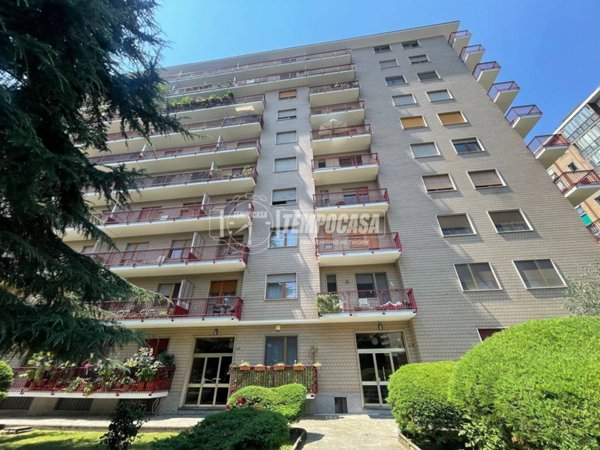 appartamento in vendita a Torino in zona Madonna di Campagna