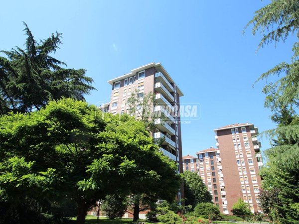 appartamento in vendita a Torino in zona Mirafiori Nord