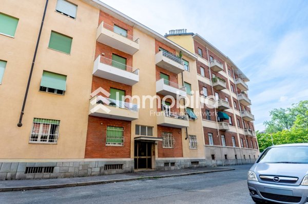 appartamento in vendita a Torino in zona Borgo San Paolo