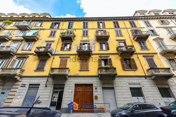 appartamento in vendita a Torino in zona Crocetta