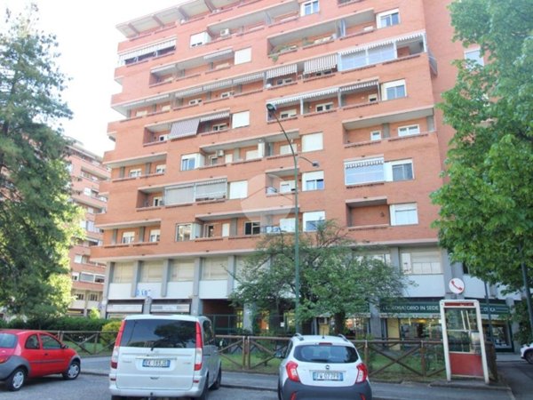 appartamento in vendita a Torino in zona Lingotto