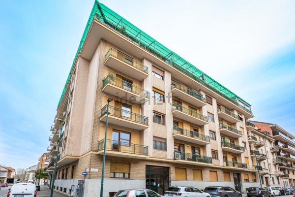 appartamento in vendita a Torino in zona Parella