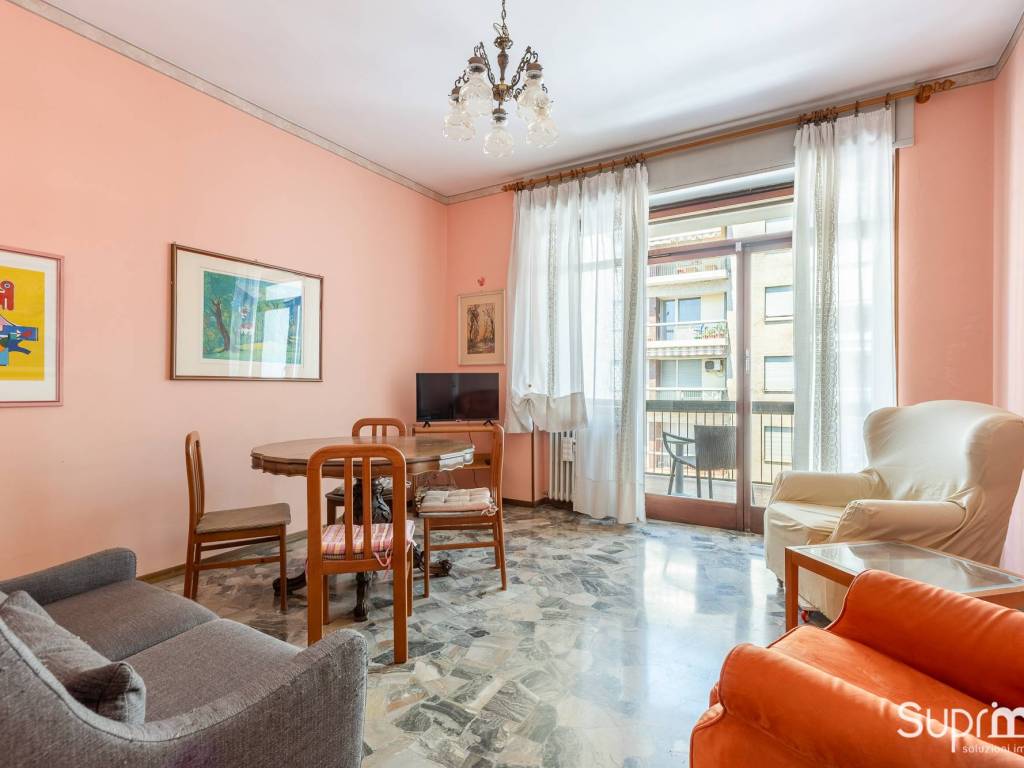 appartamento in vendita a Torino in zona Borgo San Paolo