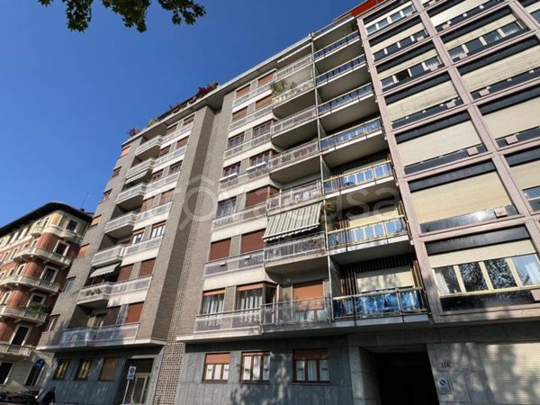 appartamento in vendita a Torino in zona Crocetta