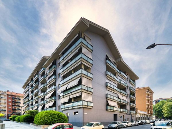 appartamento in vendita a Torino in zona Santa Rita