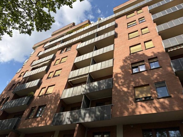appartamento in vendita a Torino in zona Borgata Vittoria