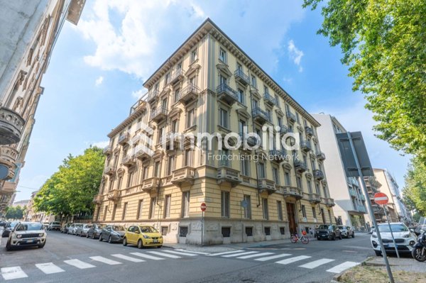 appartamento in vendita a Torino in zona Crocetta