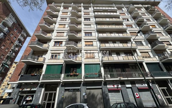 appartamento in vendita a Torino in zona Regio Parco