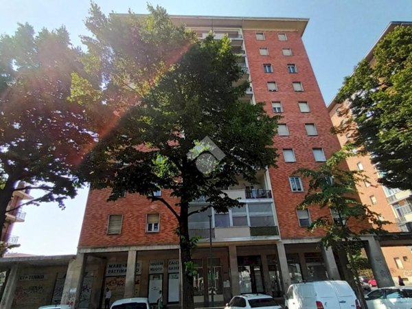 appartamento in vendita a Torino in zona Le Basse