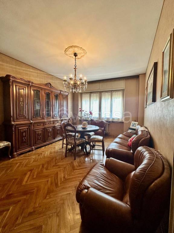 appartamento in vendita a Torino in zona Parella