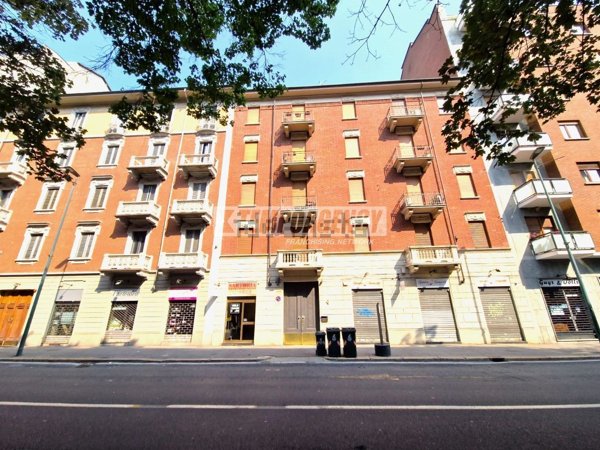locale di sgombero in vendita a Torino in zona Santa Rita