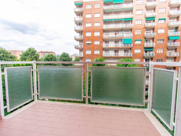 appartamento in vendita a Torino in zona Mirafiori Nord