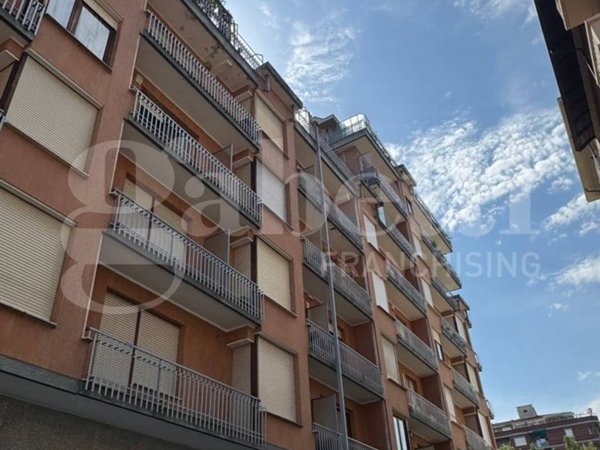 appartamento in vendita a Torino in zona Crocetta