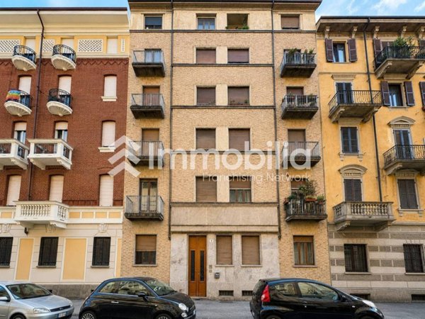 appartamento in vendita a Torino in zona Crocetta