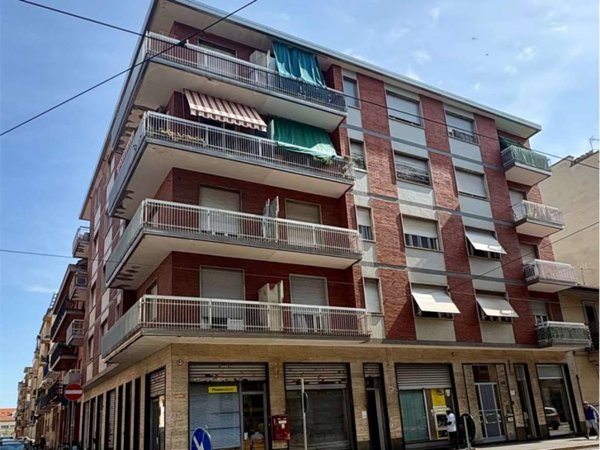 appartamento in vendita a Torino in zona Parella
