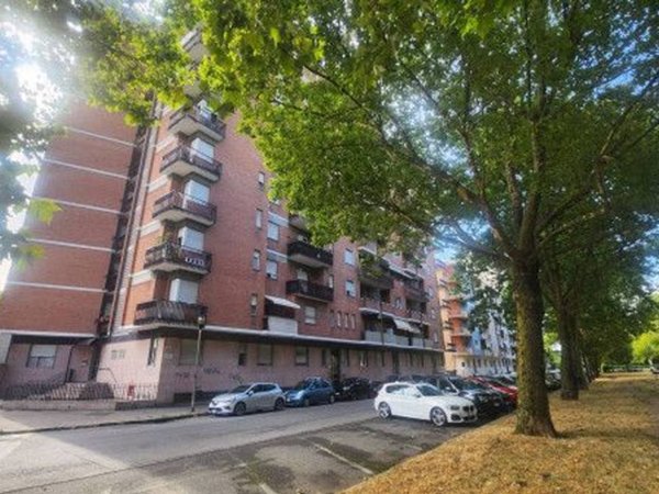 appartamento in vendita a Torino in zona Mirafiori Nord