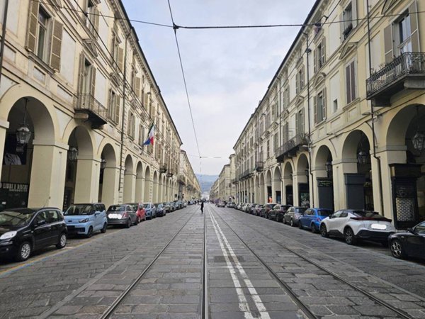 negozio in vendita a Torino in zona Centro Storico